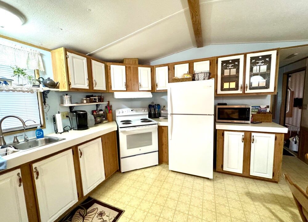 25 leisure dr - sp08