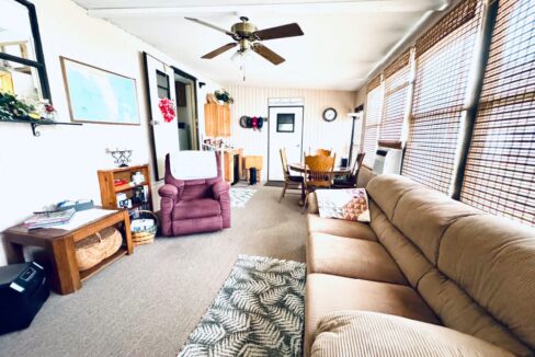 25 leisure dr - sp21
