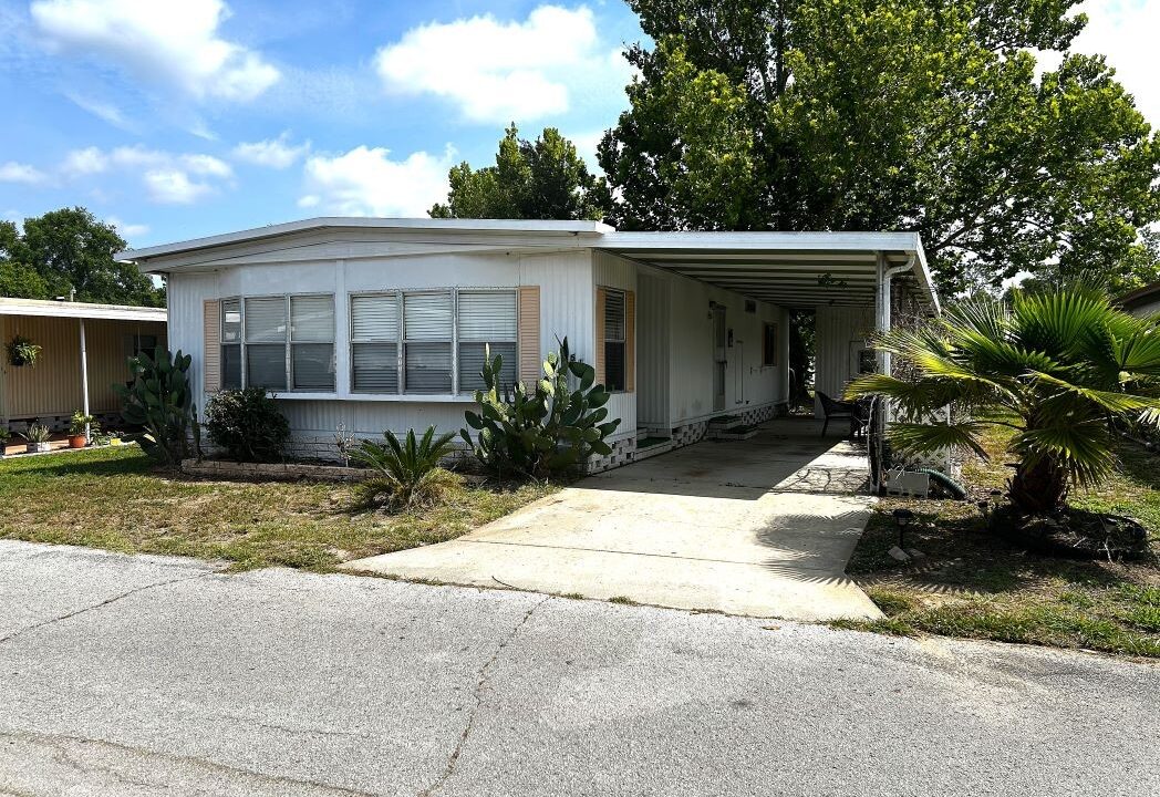 3150 NE 36th Ave lot 515 - sp01