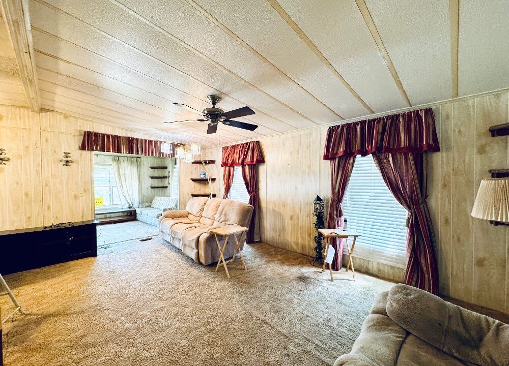 57 Hatteras - sp09