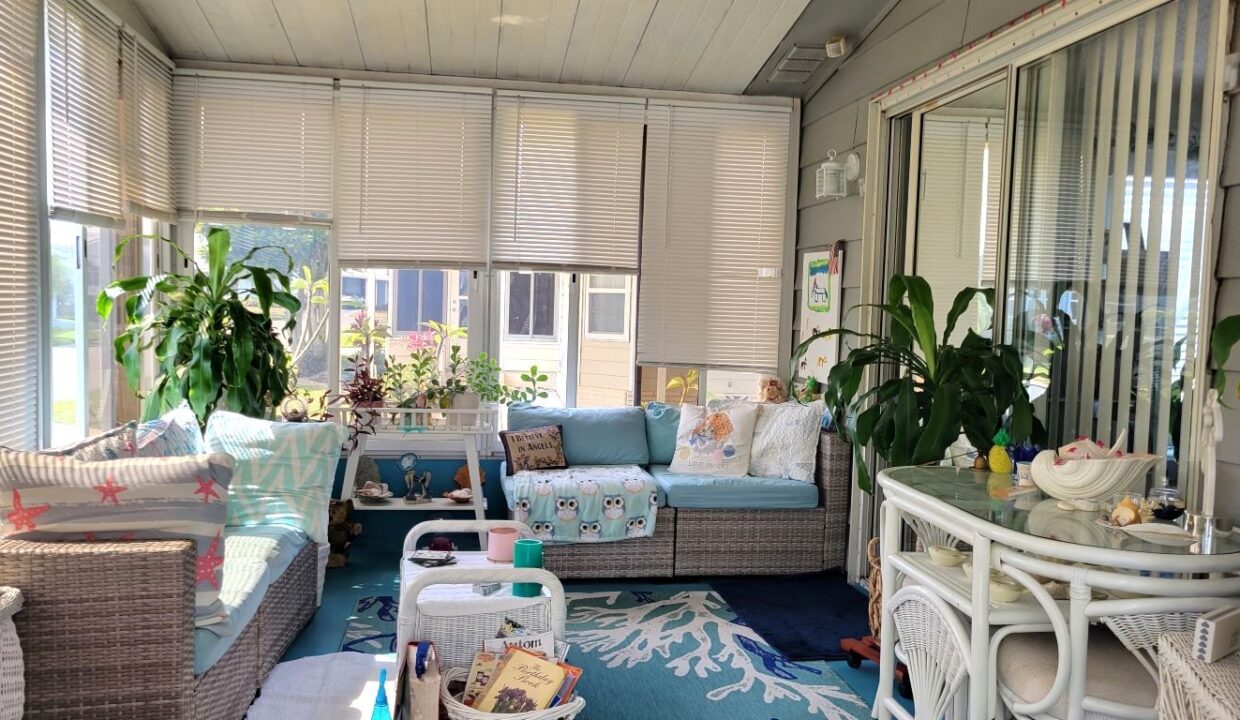 2233 Parrot Place - sp05