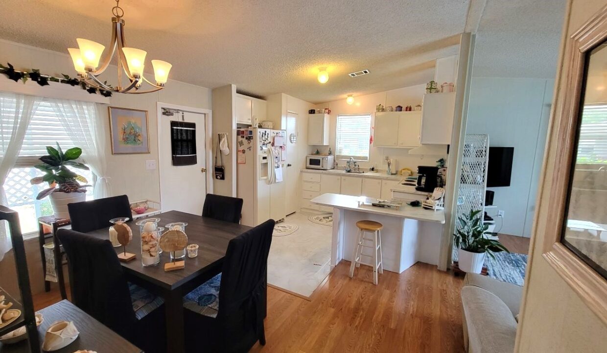 2233 Parrot Place - sp11