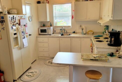 2233 Parrot Place - sp13
