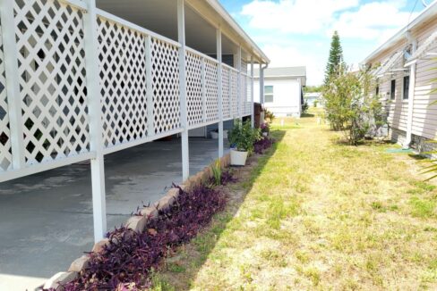 2233 Parrot Place - sp22