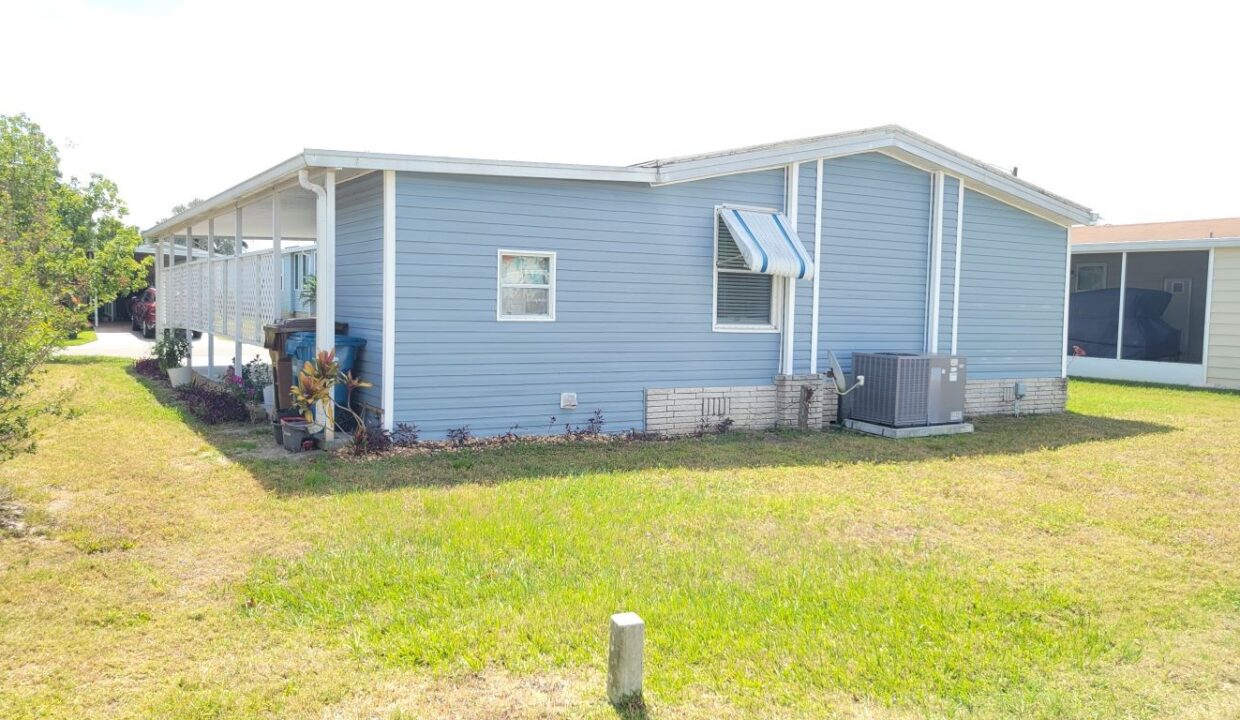 2233 Parrot Place - sp23