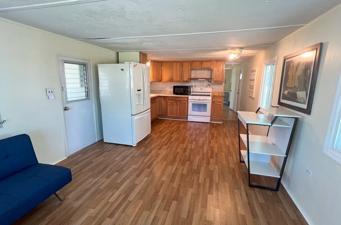 4114 Rhine St. - sp04