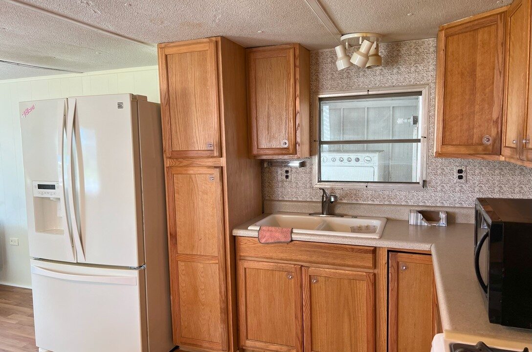 4114 Rhine St. - sp05