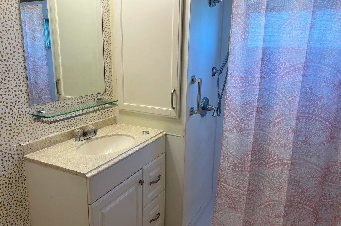 4114 Rhine St. - sp08