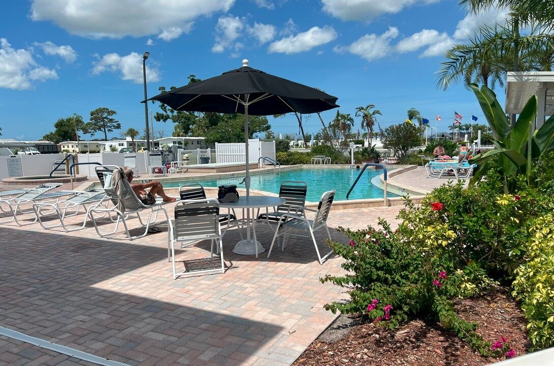 4114 Rhine St. - sp20