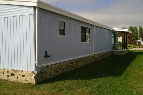 158 Palmetto Drive New Pic Side of House