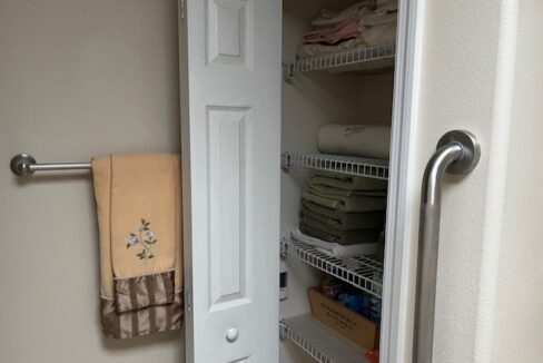 1912 Hazeltine Way - sp25