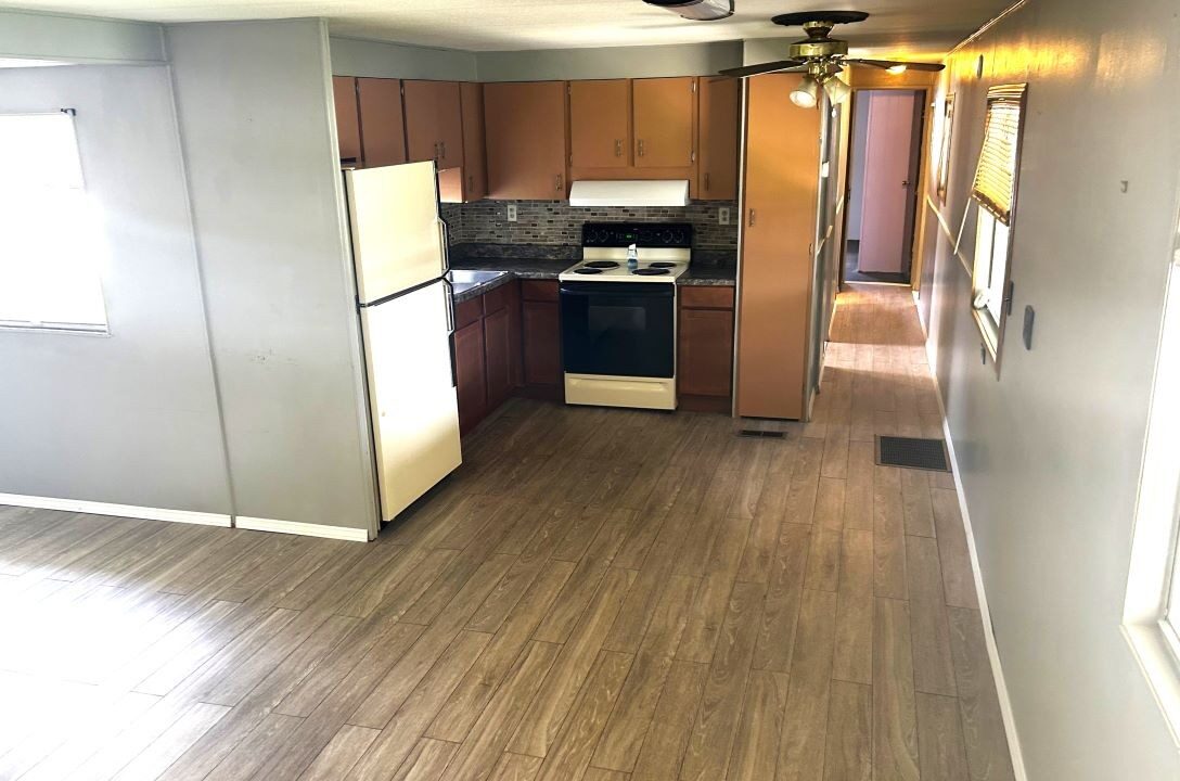 3150 NE 36th lot466 - sp09