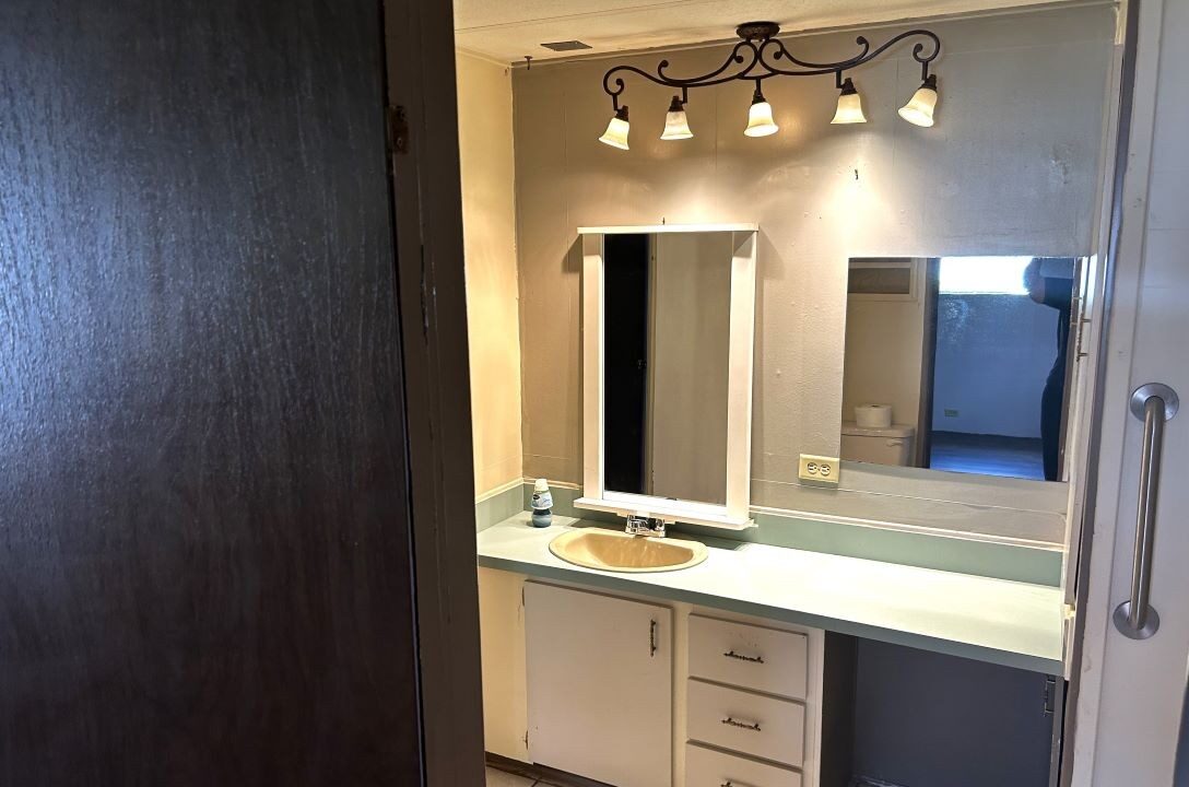 3150 NE 36th lot466 - sp12