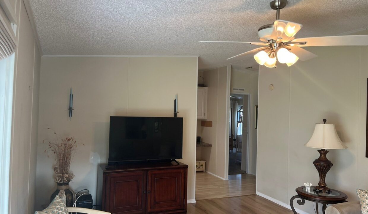 824 Sunningdale - sp06