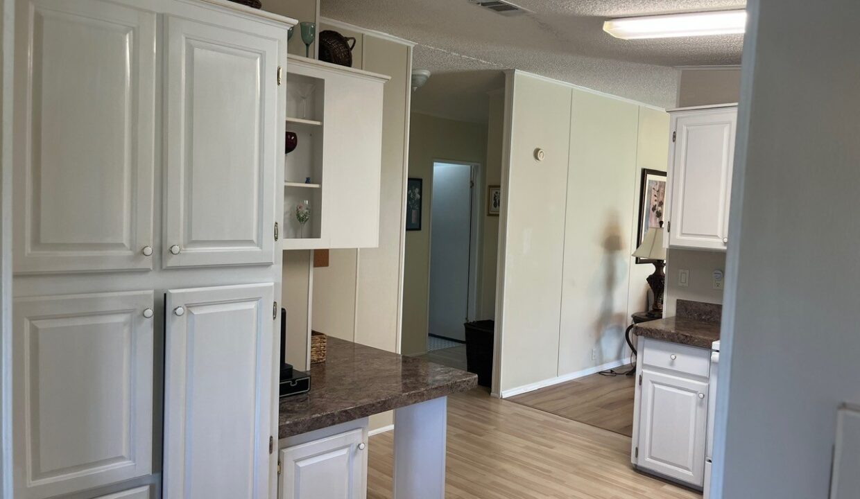 824 Sunningdale - sp12