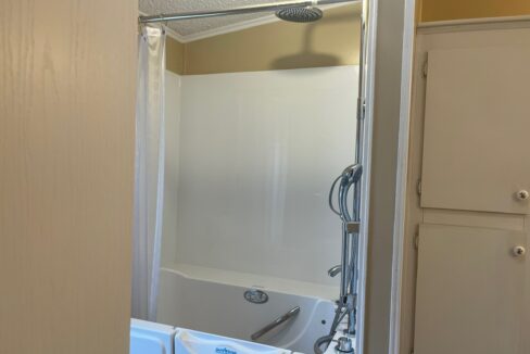 824 Sunningdale - sp22