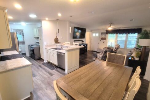 1209 Cypress Vine - sp23