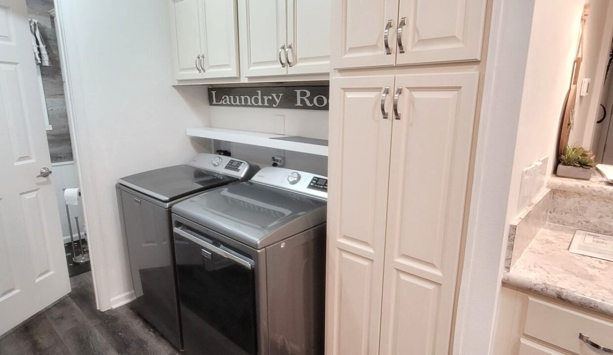 1209 Cypress Vine - sp24