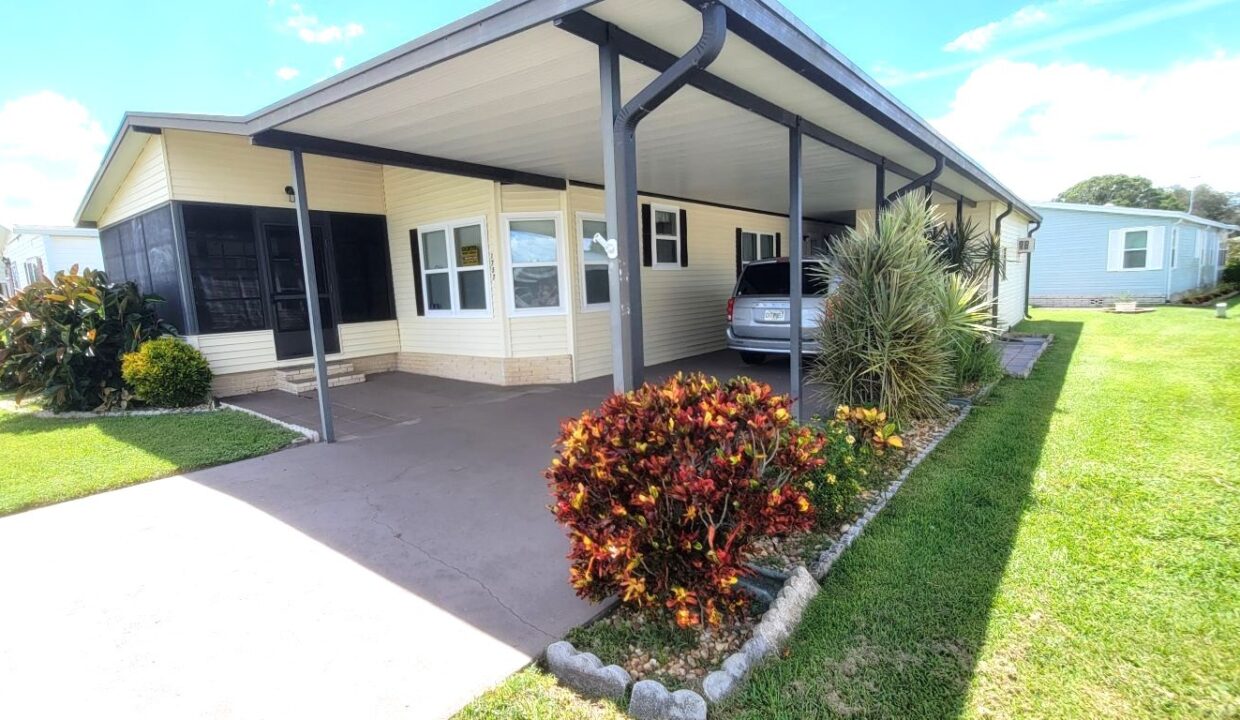 1757 Tower Lakes - sp05