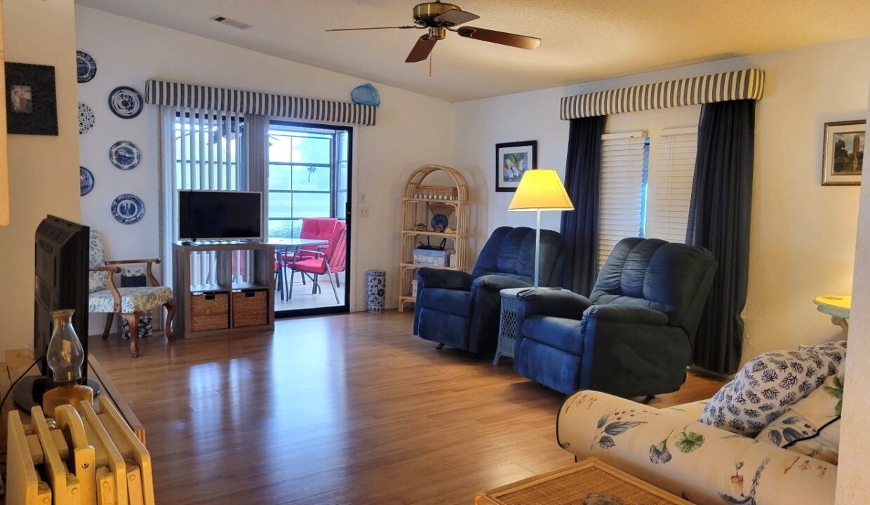 1757 Tower Lakes - sp08