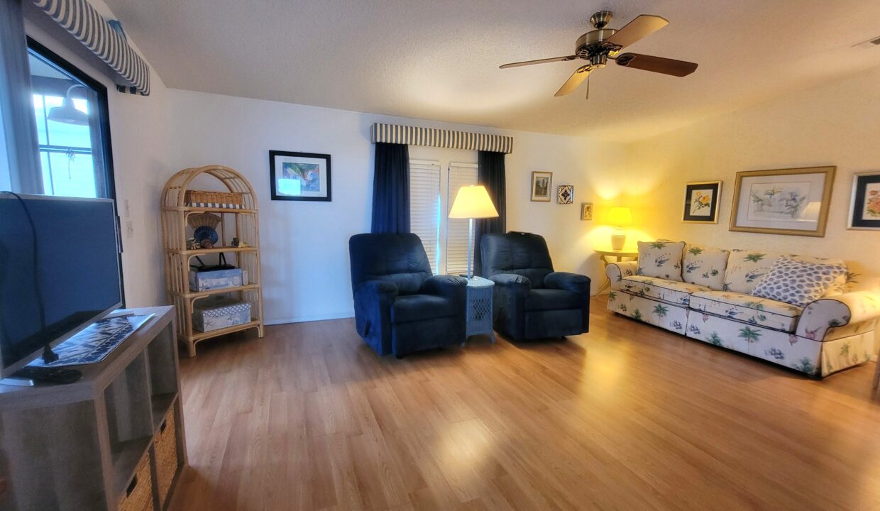 1757 Tower Lakes - sp10