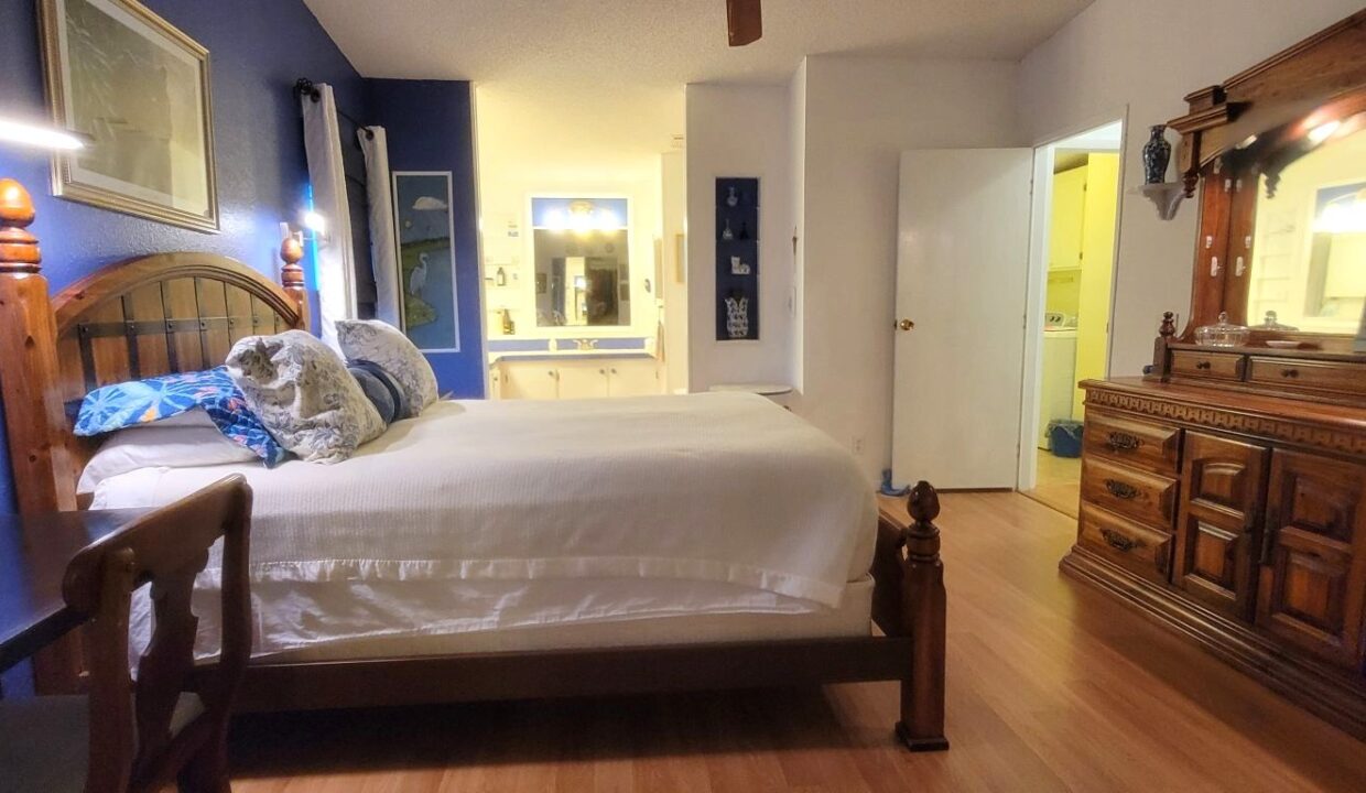 1757 Tower Lakes - sp28