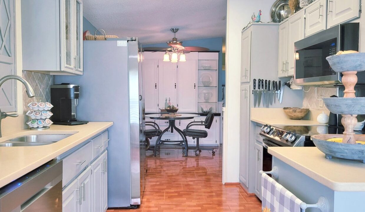 1835 Tower Lakes - sp21