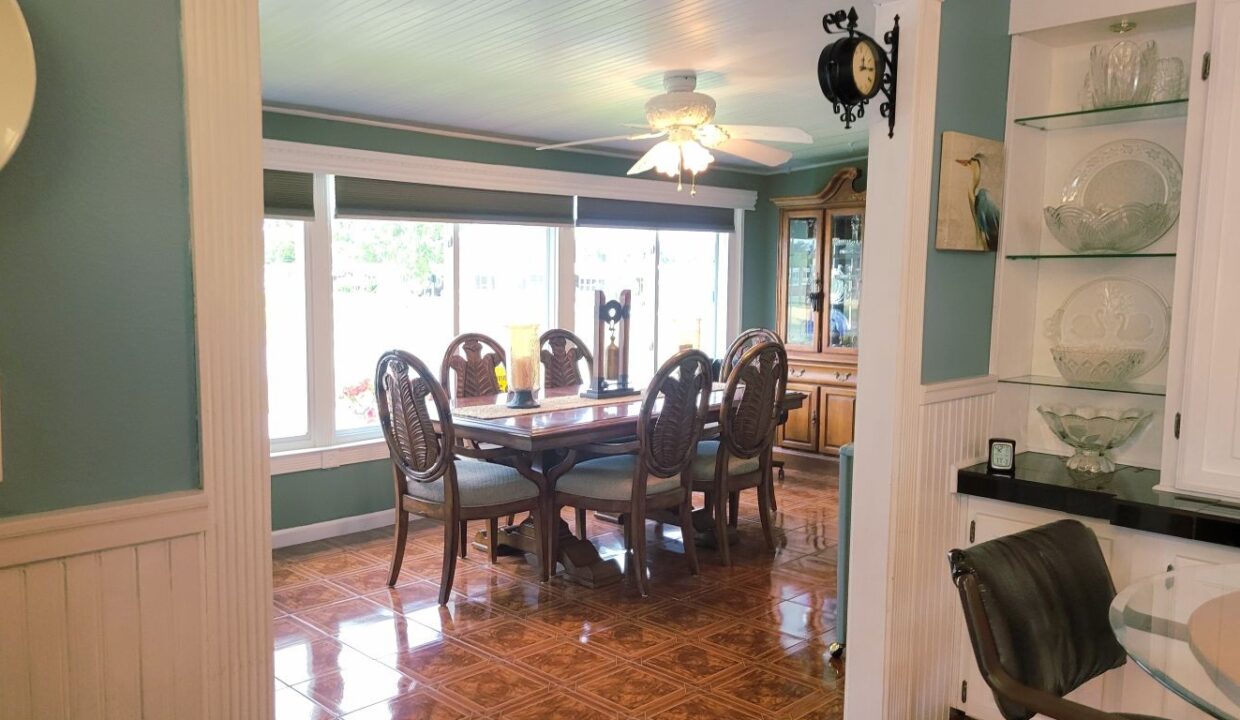 1835 Tower Lakes - sp22