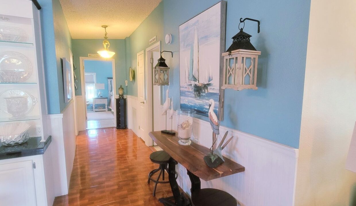 1835 Tower Lakes - sp26