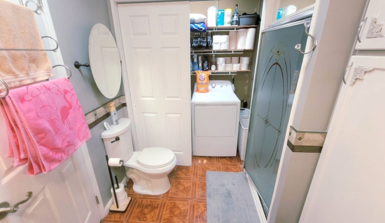 1835 Tower Lakes - sp30