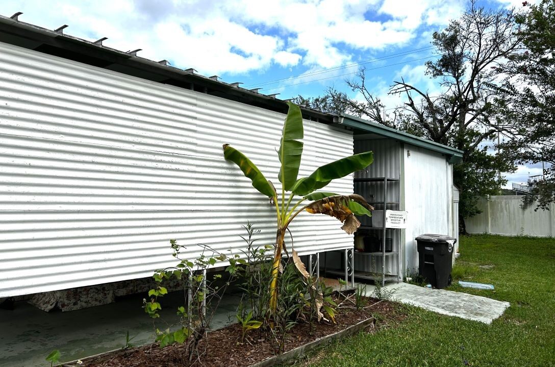 3150 NE 36th lot 370 - sp21