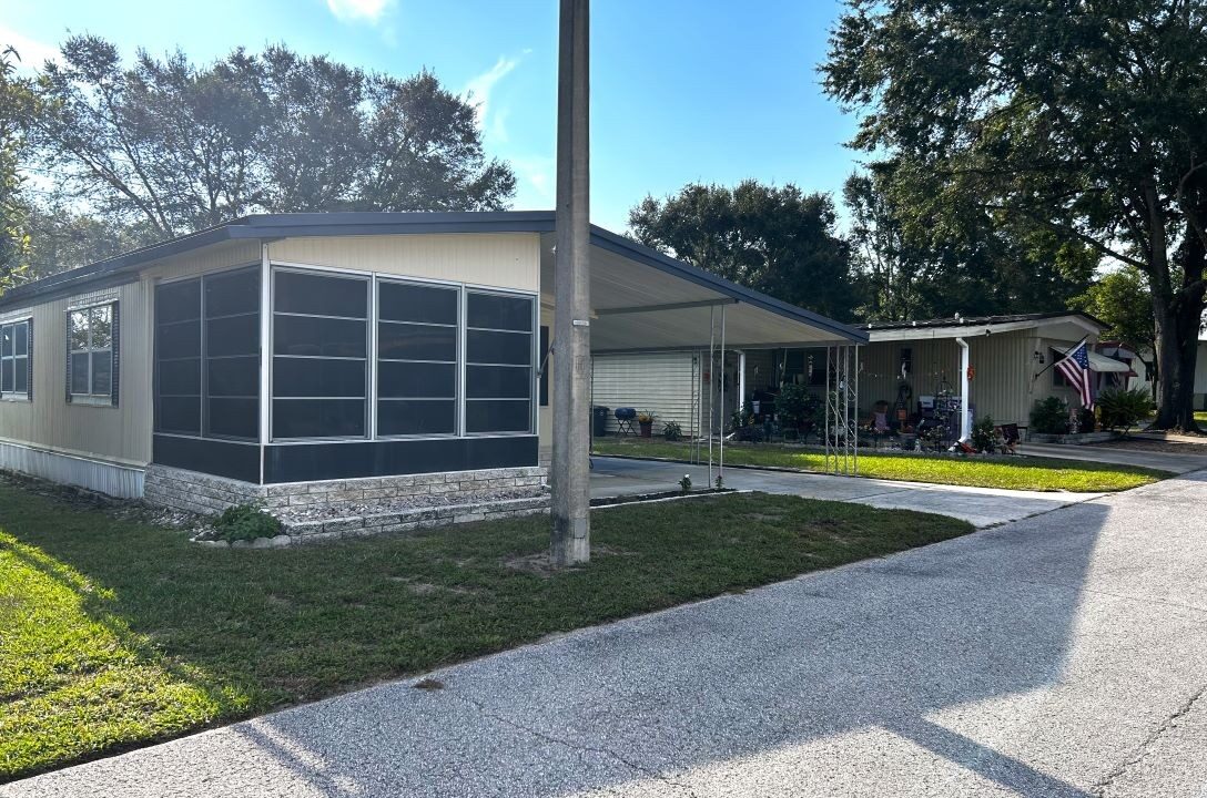 3150 NE Ave lot 325 - sp02