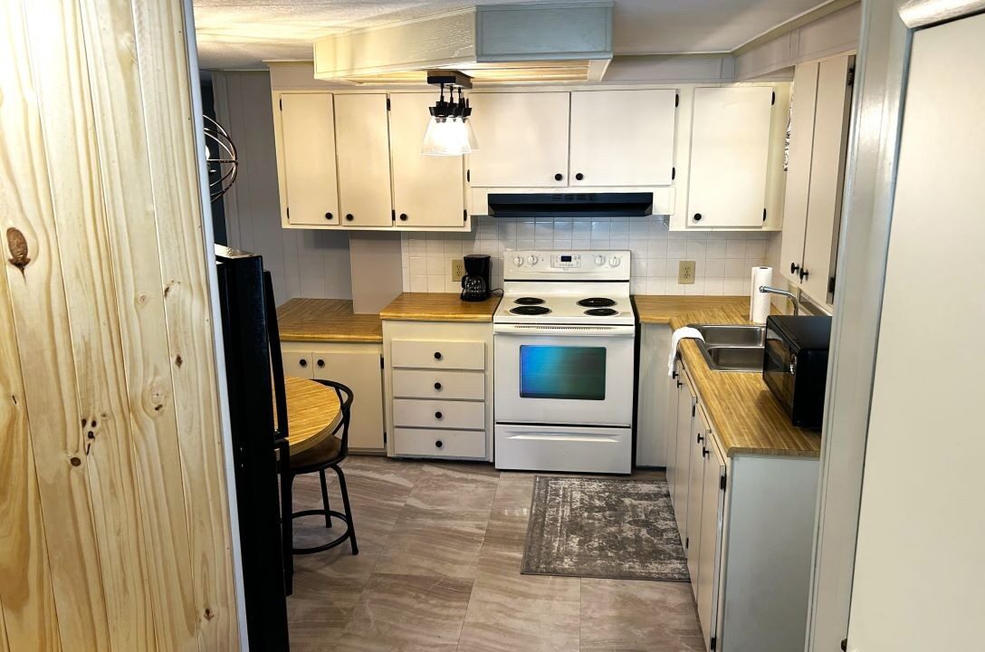 3150 NE Ave lot 325 - sp06