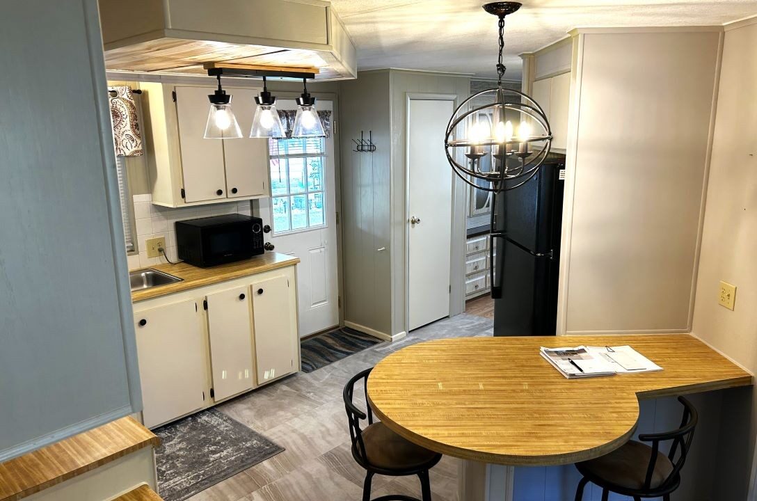 3150 NE Ave lot 325 - sp07