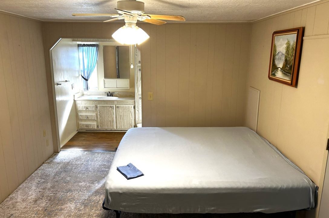 3150 NE Ave lot 325 - sp15