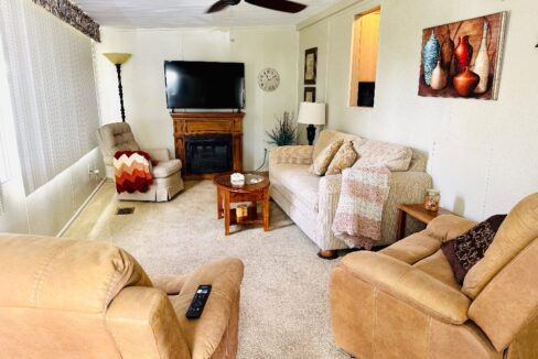 5601 Cypress Garden M14B - sp04