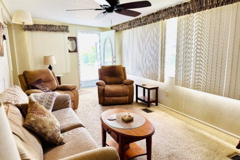 5601 Cypress Garden M14B - sp05