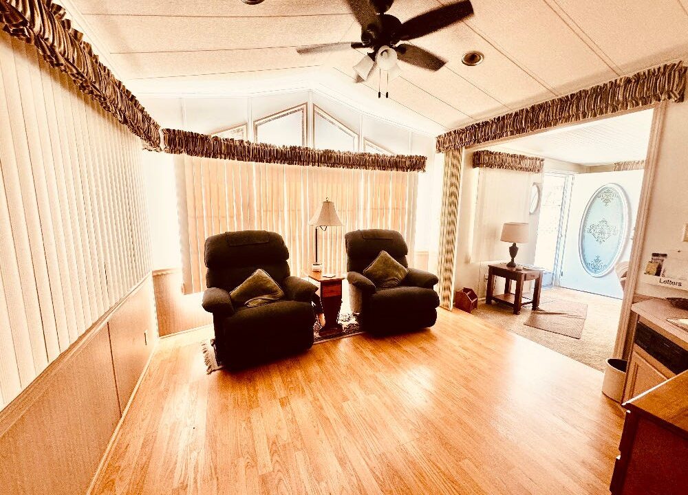 5601 Cypress Garden M14B - sp06