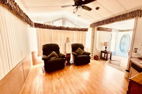 5601 Cypress Garden M14B - sp06