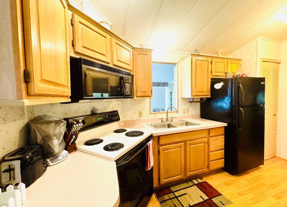 5601 Cypress Garden M14B - sp08