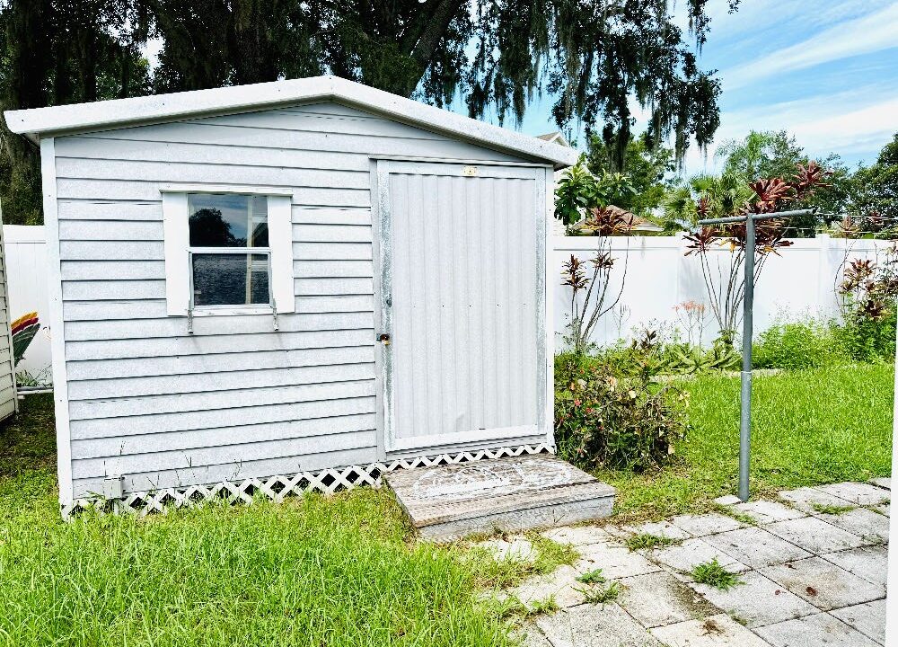 5601 Cypress Garden M14B - sp16