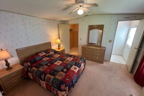 225 Dixie Circle - sp08