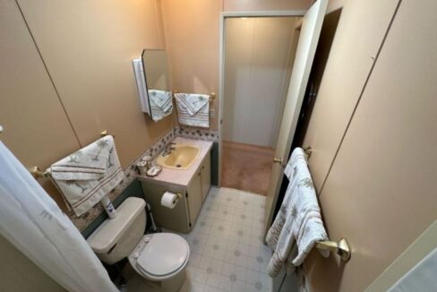 225 Dixie Circle - sp14