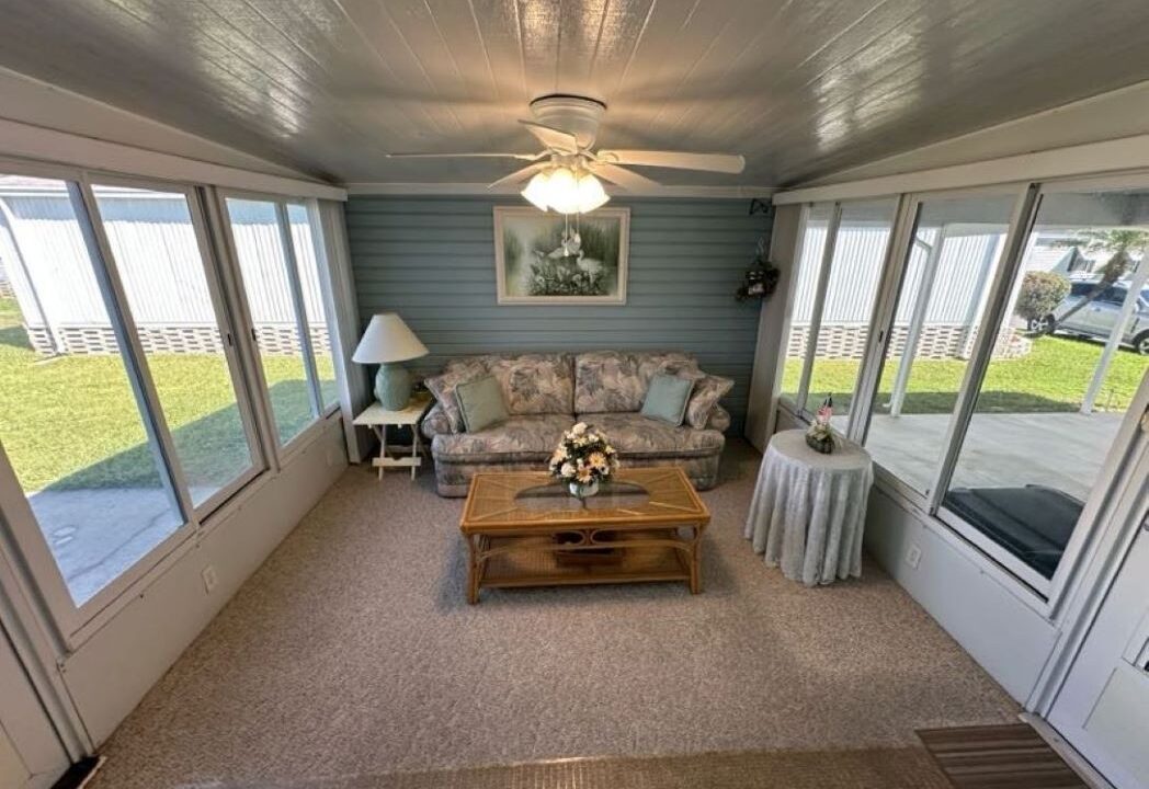 225 Dixie Circle - sp17