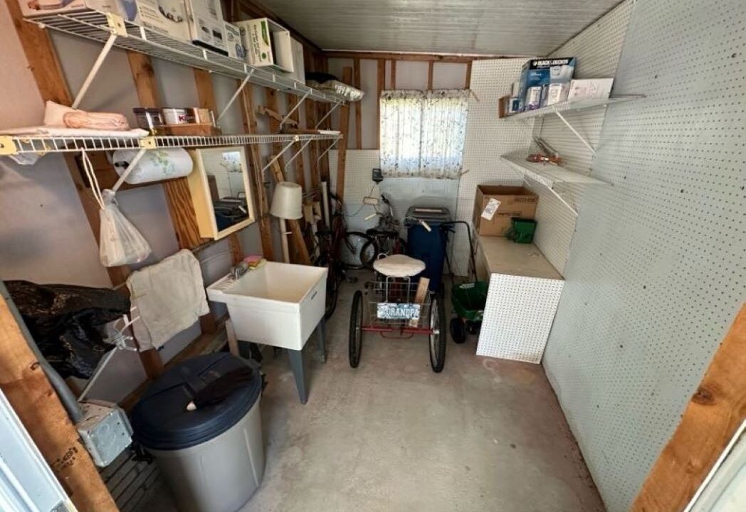 225 Dixie Circle - sp22