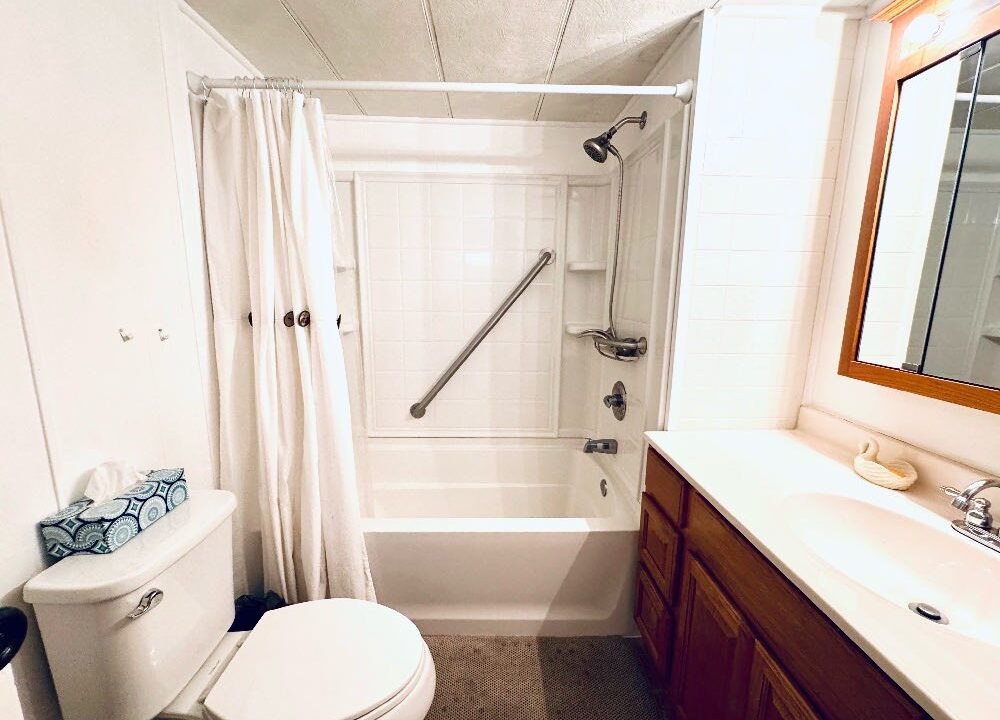 91 Orange Manor - sp19