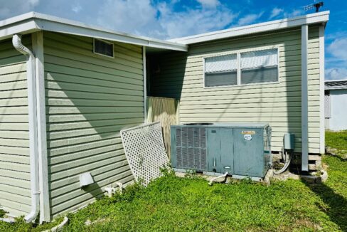 91 Orange Manor - sp24