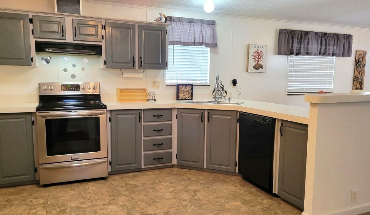 2222 Wren Place- sp16