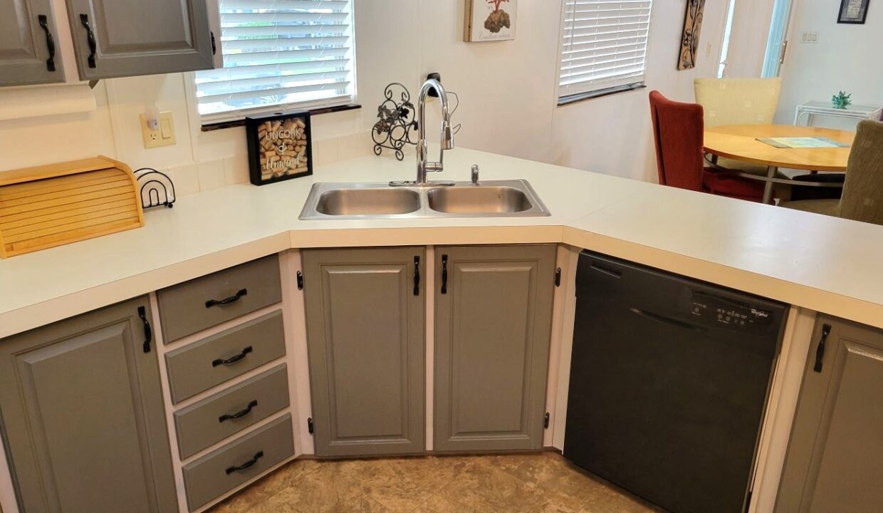 2222 Wren Place- sp17