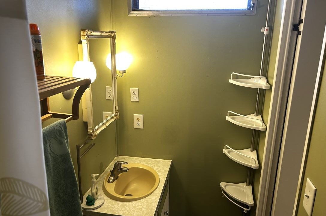 3150 NE 36 lot 272 - sp17